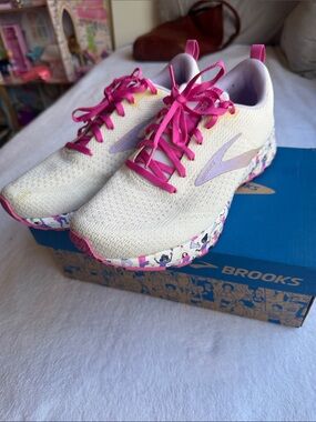 Brooks Recel 4 Women’s Empower Her Athletic running shoes